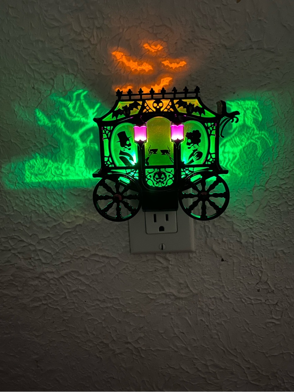 Bath & Body Works Halloween carriage wallflower plug in